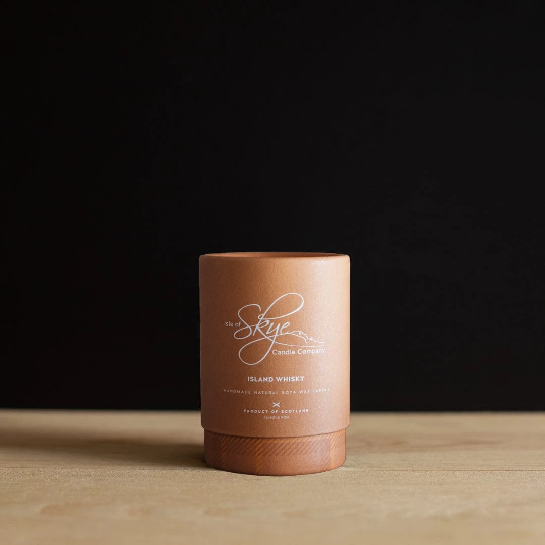 MoodCompanyNL - Geurkaars Island Whisky Mini - 20 uur - Sojawas - Isle of Skye Candle - 5060346382678