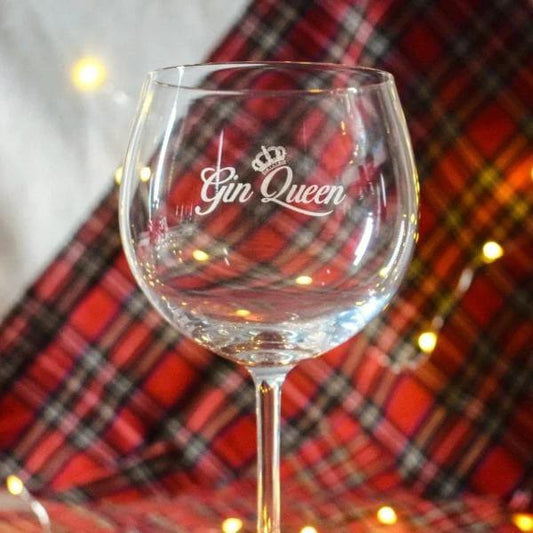 Gin glas Jura Gegraveerd met GIN Queen - Geschenkverpakking - Glencairn Crystal Scotland by MoodCompanyNL