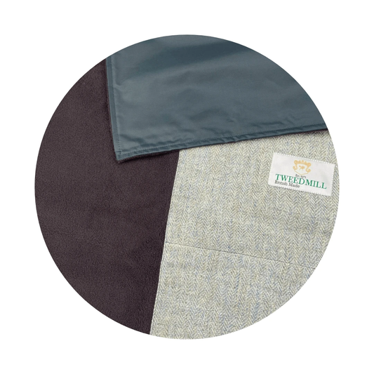 MoodCompanyNL - Picknickkleed Leisure Visgraat Grijs - Fleece - Waterdicht - 137x137cm - Tweedmill - 5060674575568