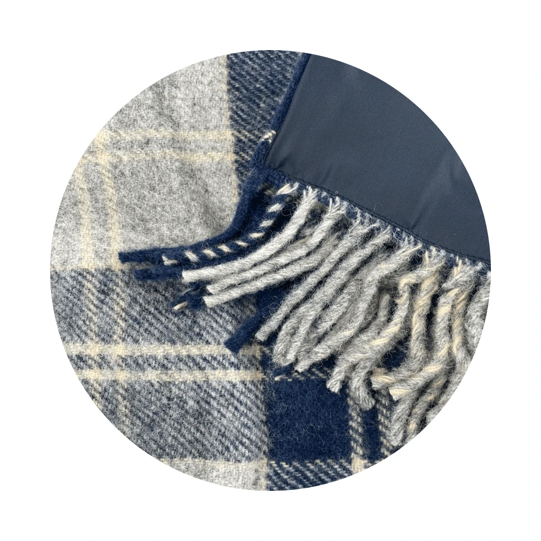 Picknickkleed Polo Tartan Navy Bannockbane - Wol - Leren Draagset - Waterdicht - 145x183cm - Tweedmill by MoodCompanyNL