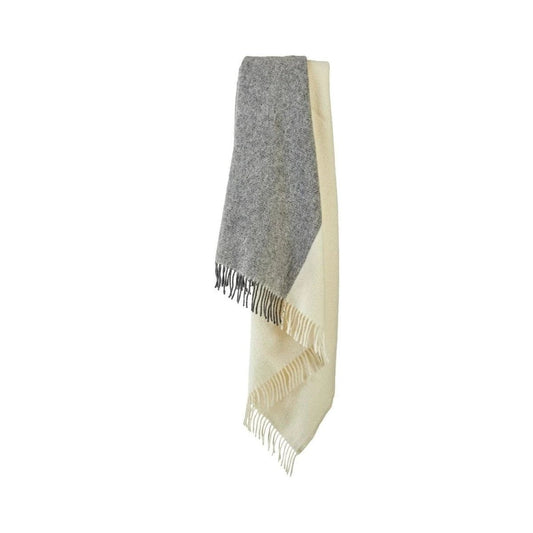 Plaid Moorland Donker Grijs Beige (Charcoal and Creame) - 150x183 - Nieuw Wol - Tweedmill UK by MoodCompanyNL