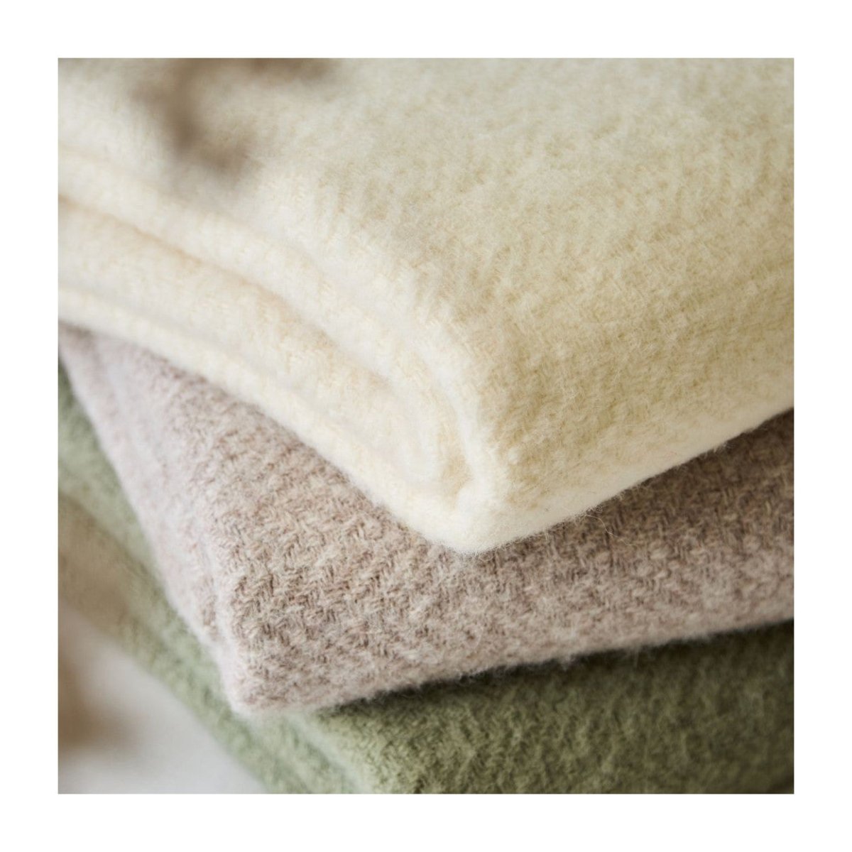 Mood Company - Plaid Moorland Hazel – Pure New Wool – 130x200 cm - Tweedmill - 5060958306284