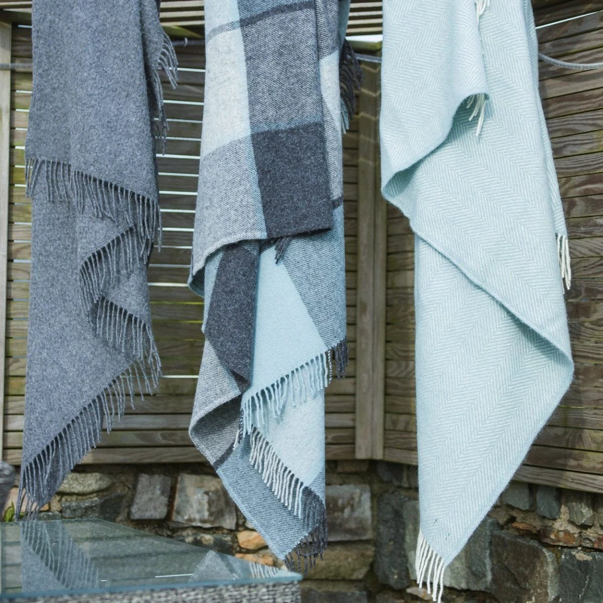 Plaid Visgraat Lichtblauw (Duck Egg) - 150x183 - Nieuw Wol - Tweedmill UK by MoodCompanyNL