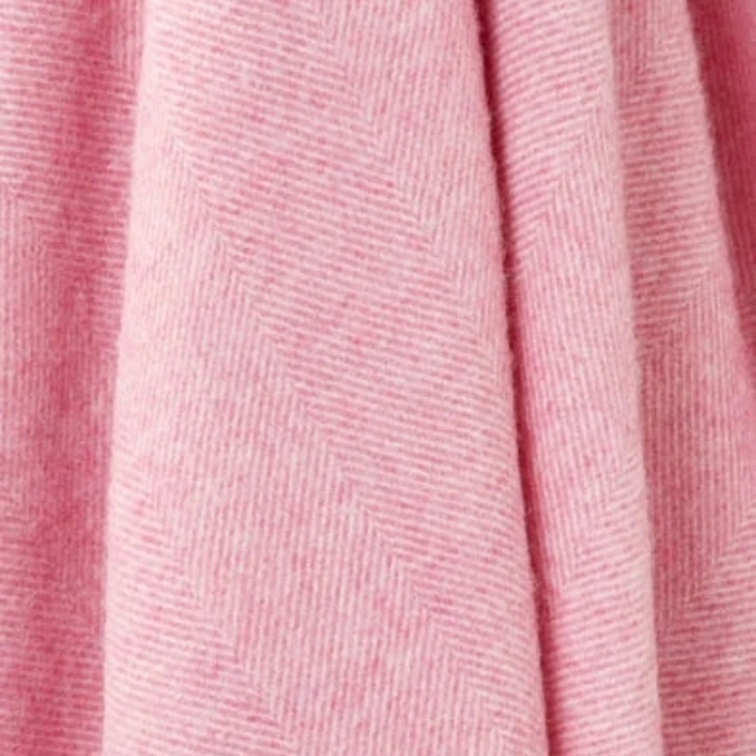 Mood Company - Plaid Visgraat lichtroze - Shetland Lamswol - 140x185 - Bronte by Moon Scotland - 6095632999901