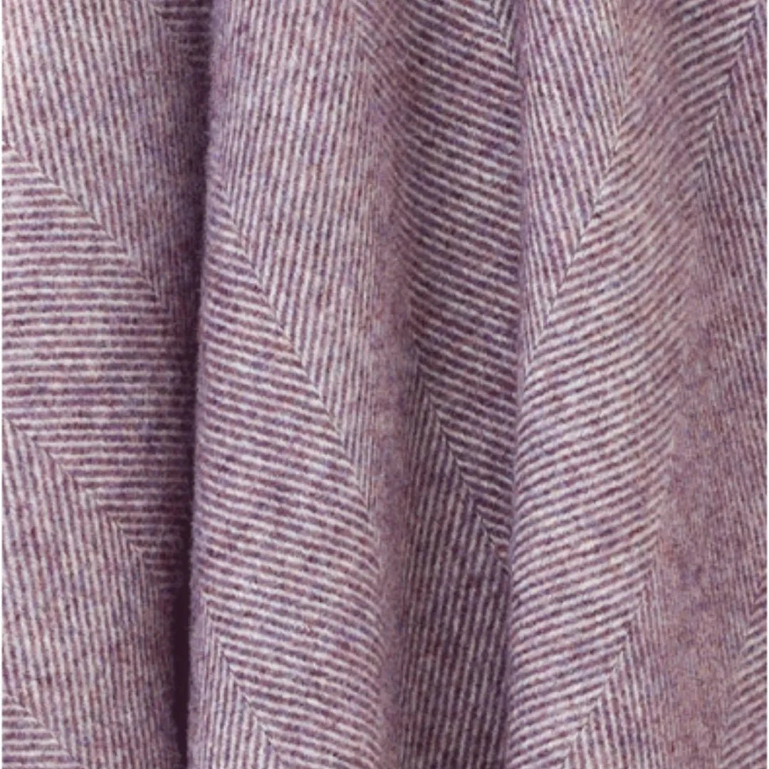 Plaid Visgraat Paars Lavendel - Shetland Lamswol - 140x185 - Bronte by Moon Scotland by MoodCompanyNL