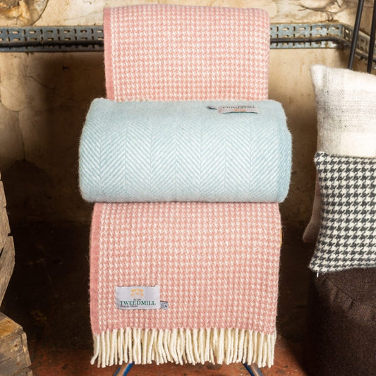 MoodCompanyNL - Plaid Waffle Oud Roze (Dusky Pink) - 140x240 - Nieuw Wol - Tweedmill UK - 6558284147927