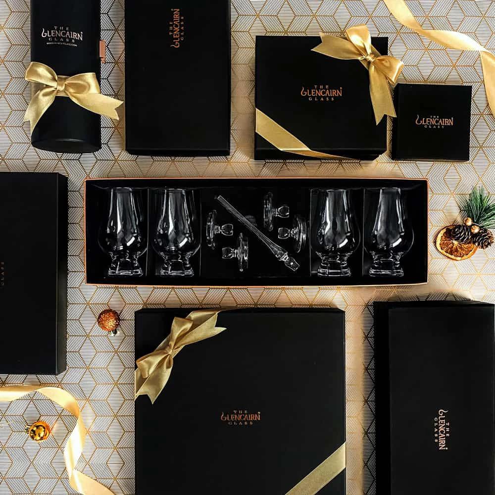 Proeverijset met 4 Whiskyglazen 4 Proeferijdoppen en 1 Pipette - Geschenkverpakking - Glencairn Crystal Scotland by MoodCompanyNL