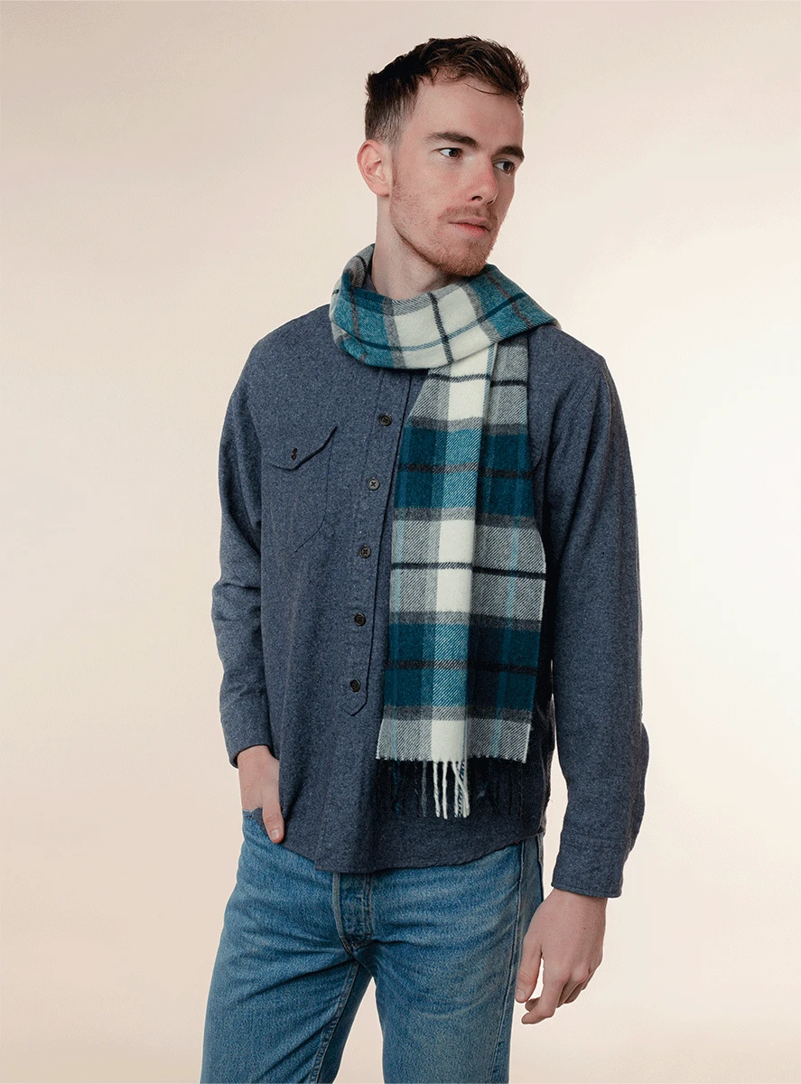 Sjaal Westminster Cobalt - Meriono Lamswol - 25 x 190 - Bronte by Moon Scotland by MoodCompanyNL