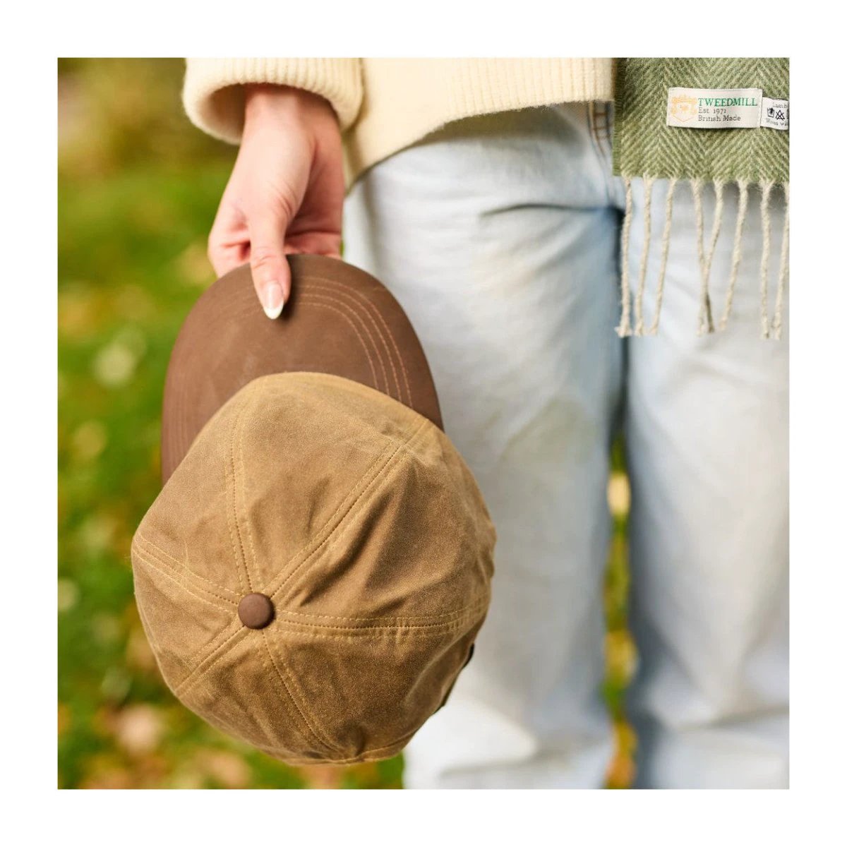 Wax Baseball Cap Sand – Waxed Cotton Pet met Leren Klep (Made in UK) by Mood Company