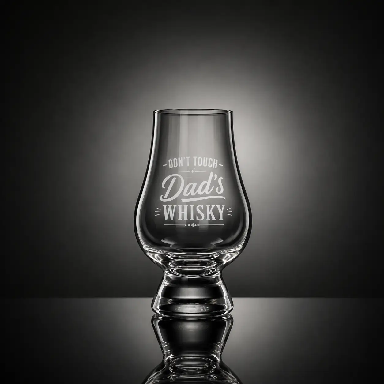 Whiskyglas - Don't touch dad's whisky - Glencairn Crystal Scotland by Mood Company