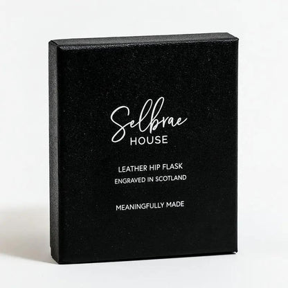 Heupfles Buldog - Leer - Selbraehouse Scotland by MoodCompanyNL