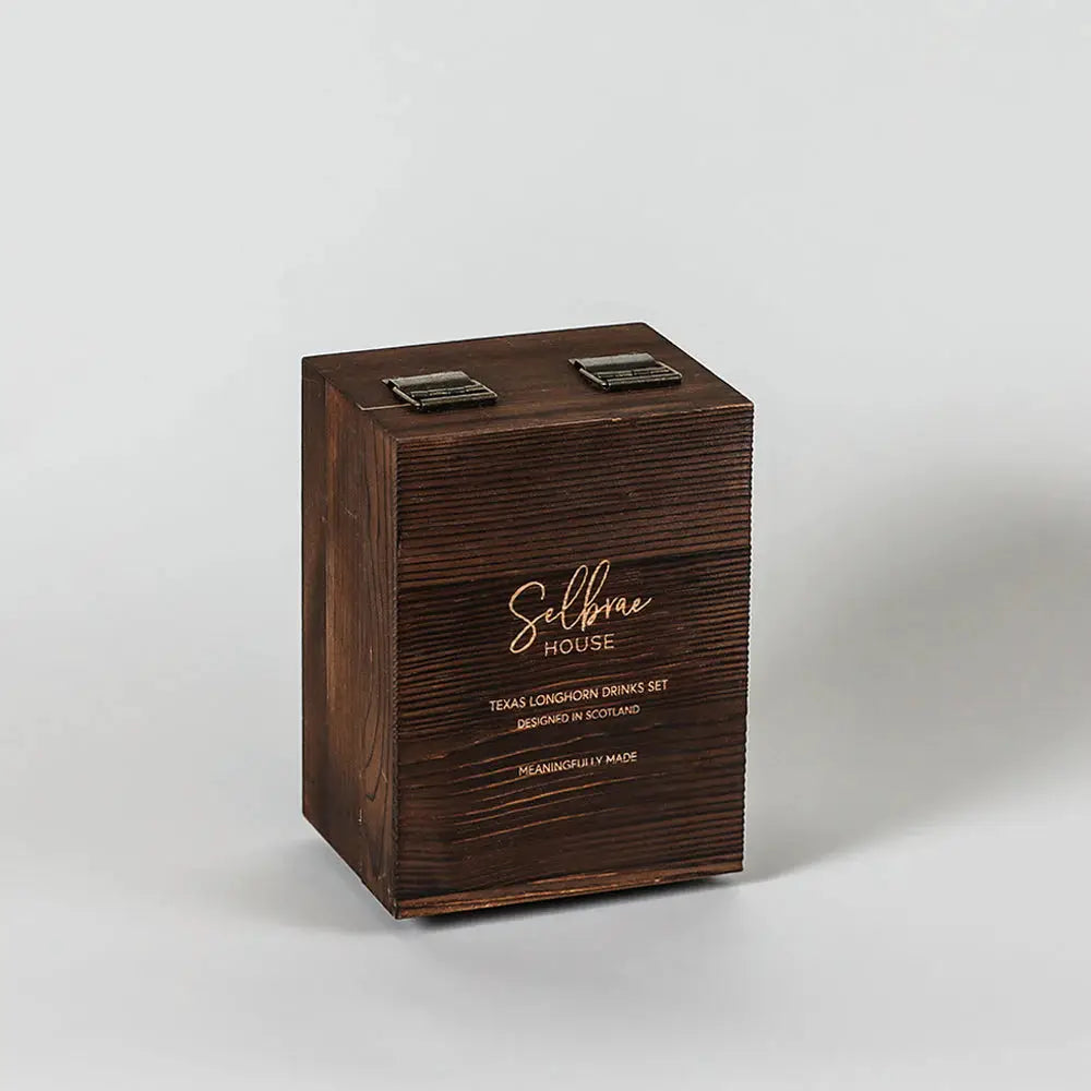 Geschenkset Hooglander met Gegraveerd Whiskyglas Whiskystenen en Onderzetter - Just Slate Company Scotland by MoodCompanyNL