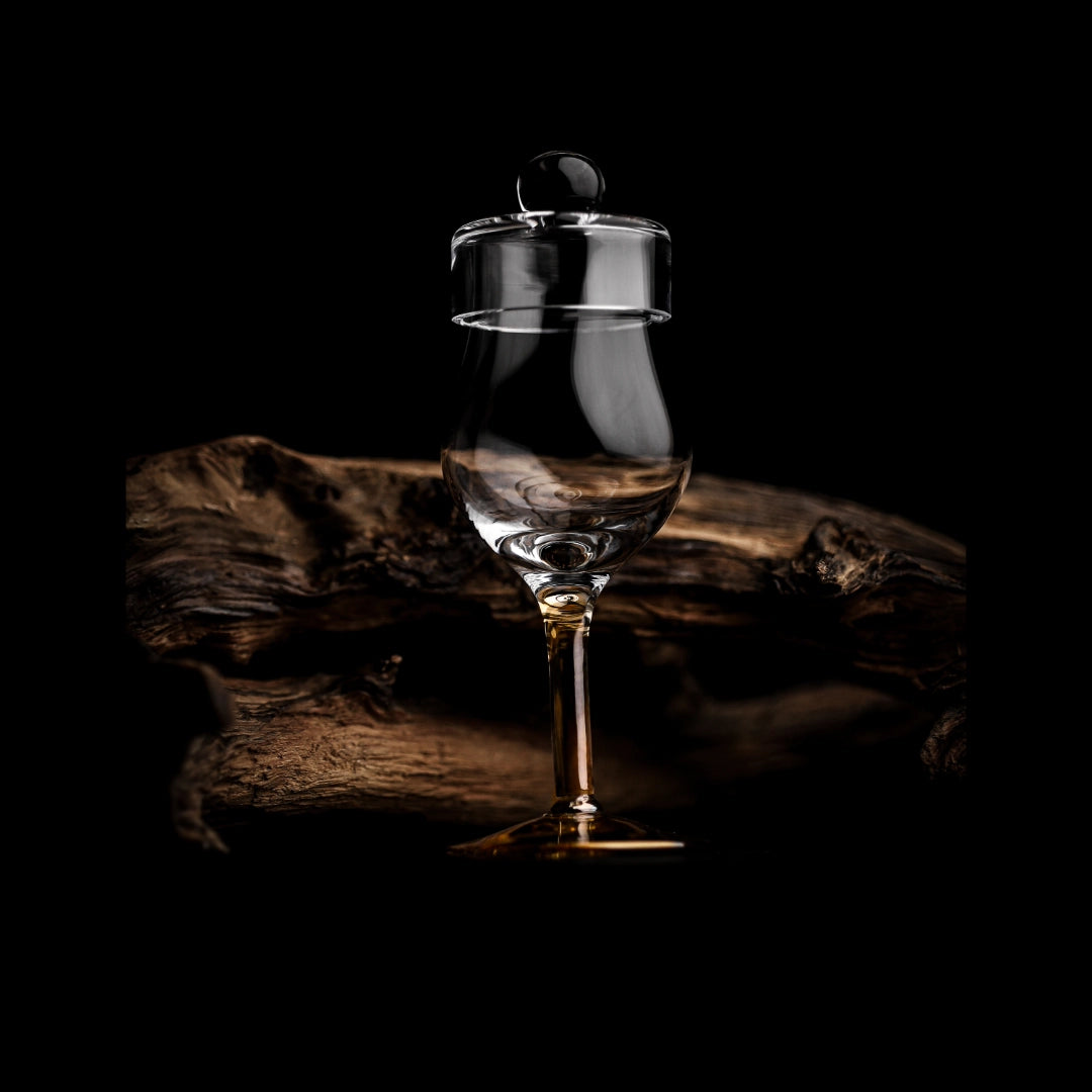 Whiskyglas G100 – 100 ml – mit Deckel – handgefertigt – Amber Glas