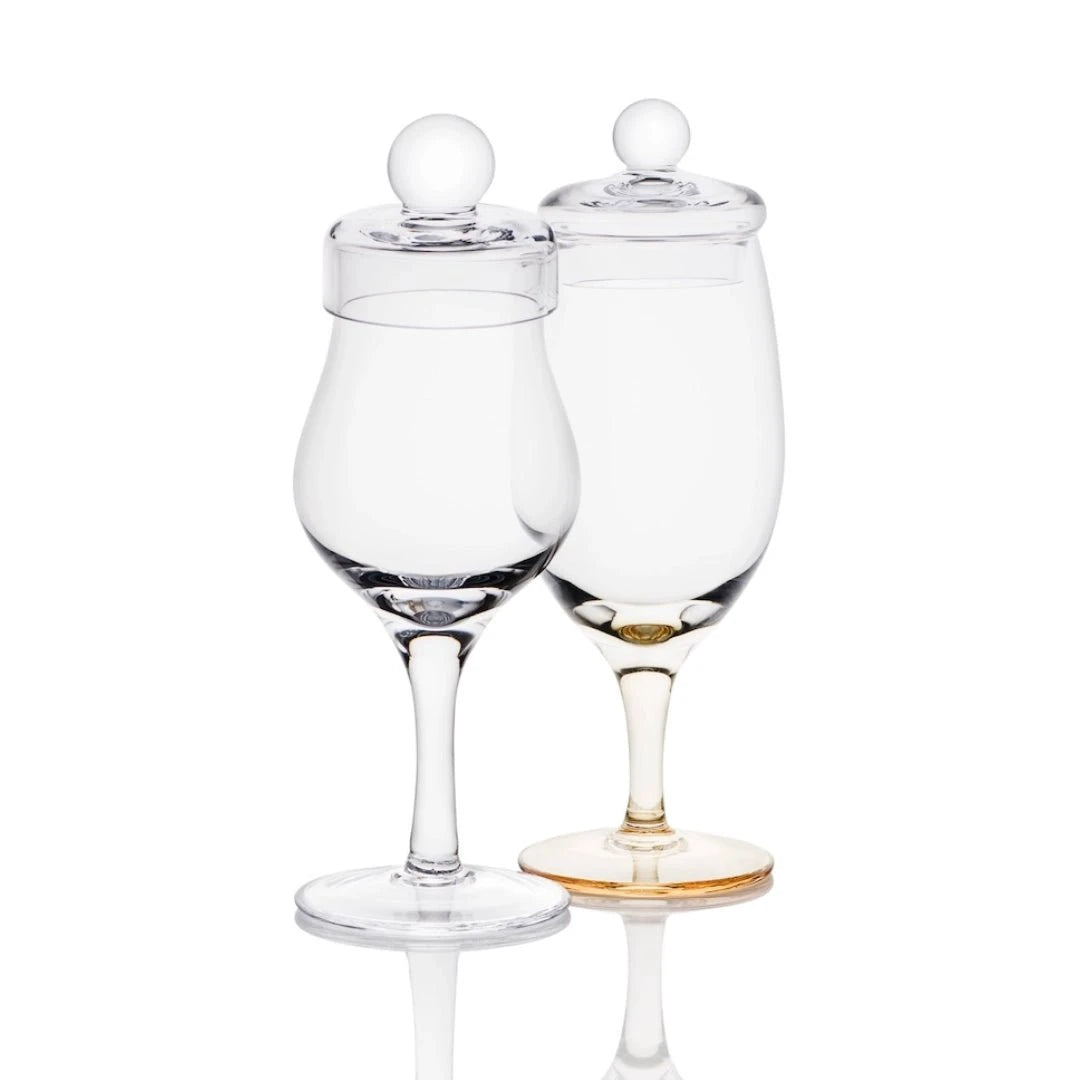 Amber Tasting Box – 2 handgemaakte whiskyglazen met deksels – Amber Glass by Mood Company