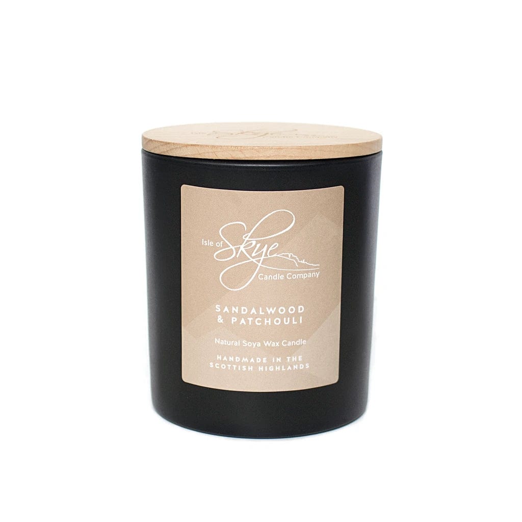 MoodCompanyNL - Geurkaars Sandelhout (Sandalwood and Patchouli) Large - 45 uur - Sojawas - Isle of Skye Candle - 5060346381305