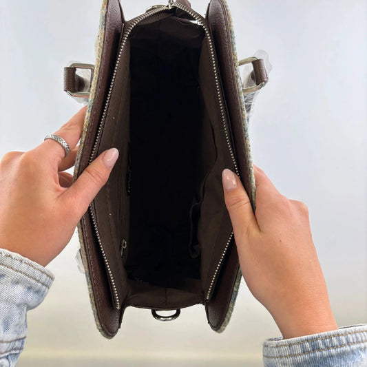 MoodCompanyNL - Handtas Findhorn Rood Groen Tartan - Stevig - Draagband - Harris Tweed - Glen Appin of Scotland - 5061035010643