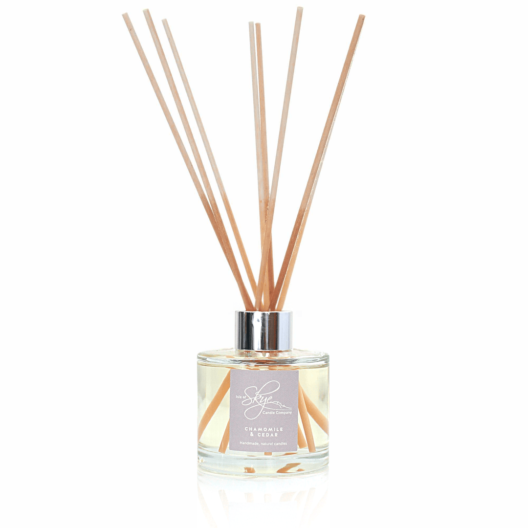 Mood_Company Isle of Skye Candle Kamille en Cederhout Reed Diffuser