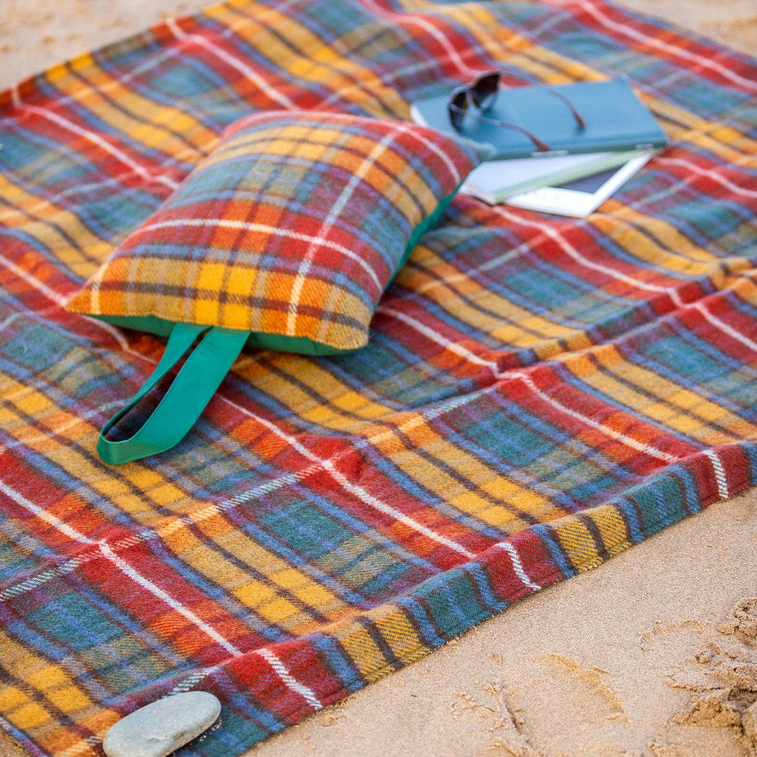 Mood_Company Picknickkleed Eventer Tartan Antique Buchanan - Waterdicht - 137x170cm - Tweedmill