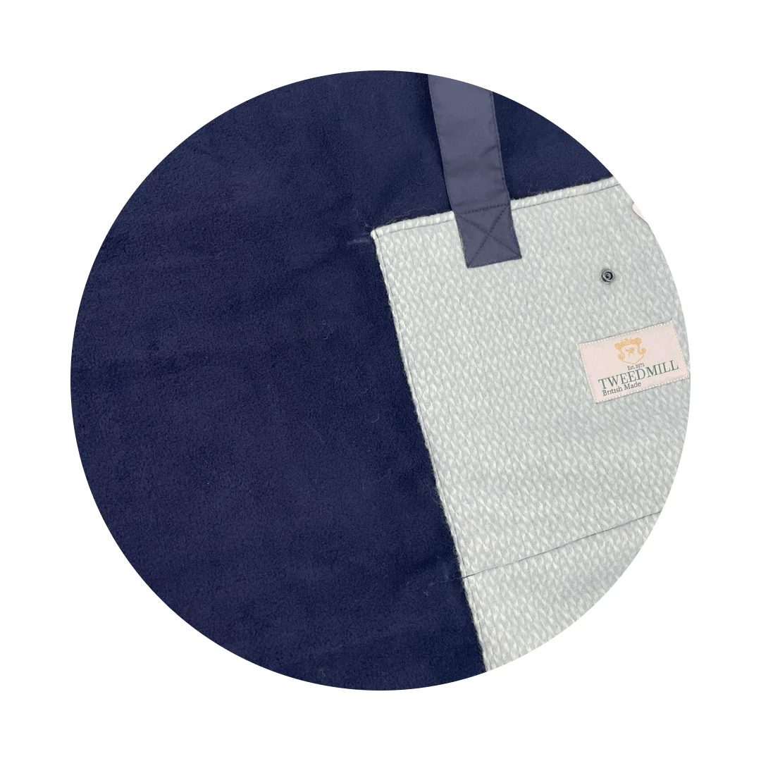 Picknickkleed Leisure Lichtblauw - Fleece - Waterdicht - 137x137cm - Tweedmill by MoodCompanyNL