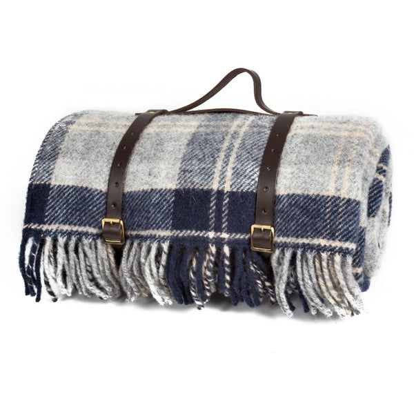 Picknickkleed Polo Tartan Navy Bannockbane - Wol - Leren Draagset - Waterdicht - 145x183cm - Tweedmill by MoodCompanyNL
