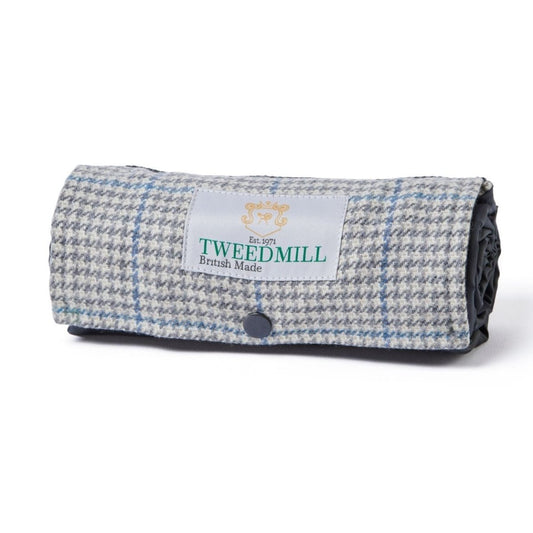 MoodCompanyNL - Picknickkleed Walker Geruit Tweed 389 Blauw - Tweed - Waterdicht - 66 × 98cm - Tweedmill - 5060958302637