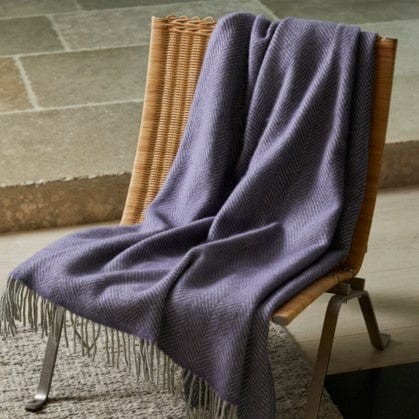 MoodCompanyNL - Plaid Visgraat Lavendel Paars met Grijs - 150x183 - Nieuw Wol - Tweedmill UK - 5060958301937