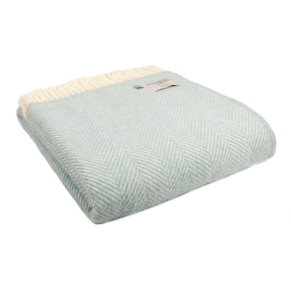 MoodCompanyNL - Plaid Visgraat Lichtblauw (Duck Egg) - 150x183 - Nieuw Wol - Tweedmill UK - 5060445890142