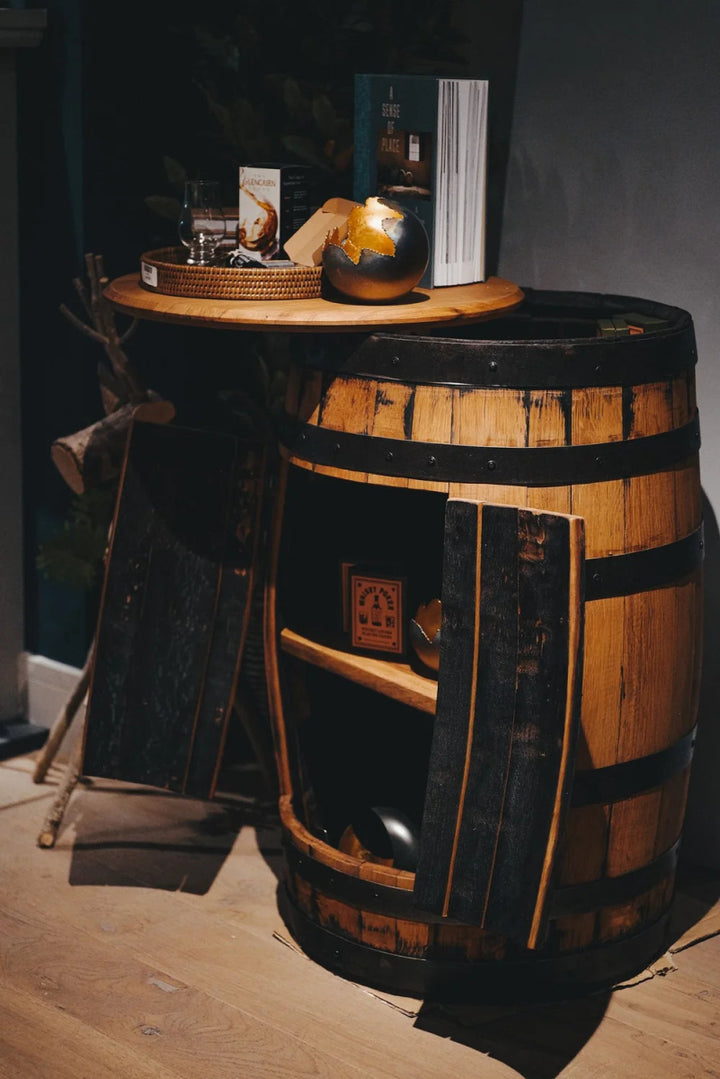 Mood Company - PRE ORDER Whisky Bar met deuren – Oude Whiskyvaten– Darach Scotland - 