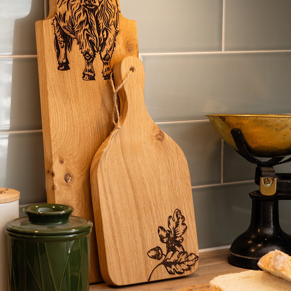 Mood Company - Serveerplank Peddel Herfsteikels Small - 30x15 - Eikenhout - Scottish Made - 5061097540621