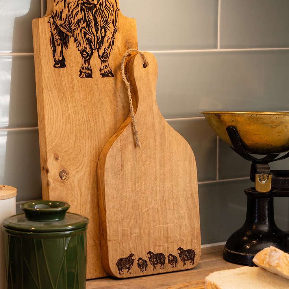 Mood Company - Serveerplank Peddel Schaap Small - 30x15 - Eikenhout - Scottish Made - 5061097540652