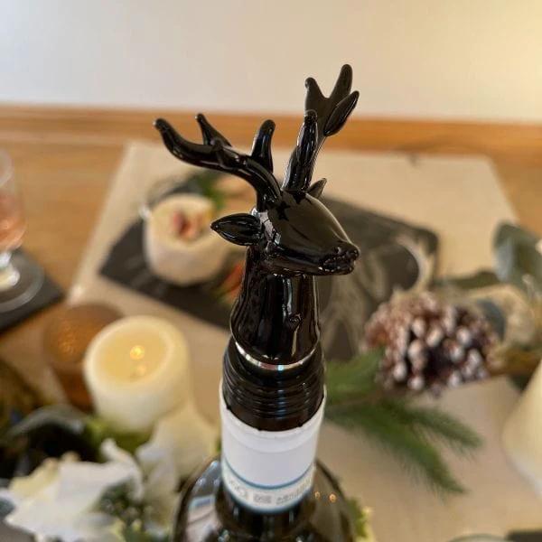 Stag Wine Bottle Stopper by MoodCompanyNL