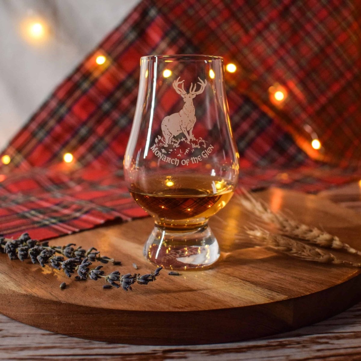 MoodCompanyNL - Whiskyglas Gegraveerd met Edelhert (Monarch of the Glen) - Glencairn Crystal Scotland - 6095649986949