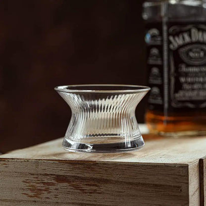 Mood Company - Whiskyglas THE HANYU GLASS – Japans roterend design – slanke taille – kristal – 170 ml – met onderzetter - 6151207138127