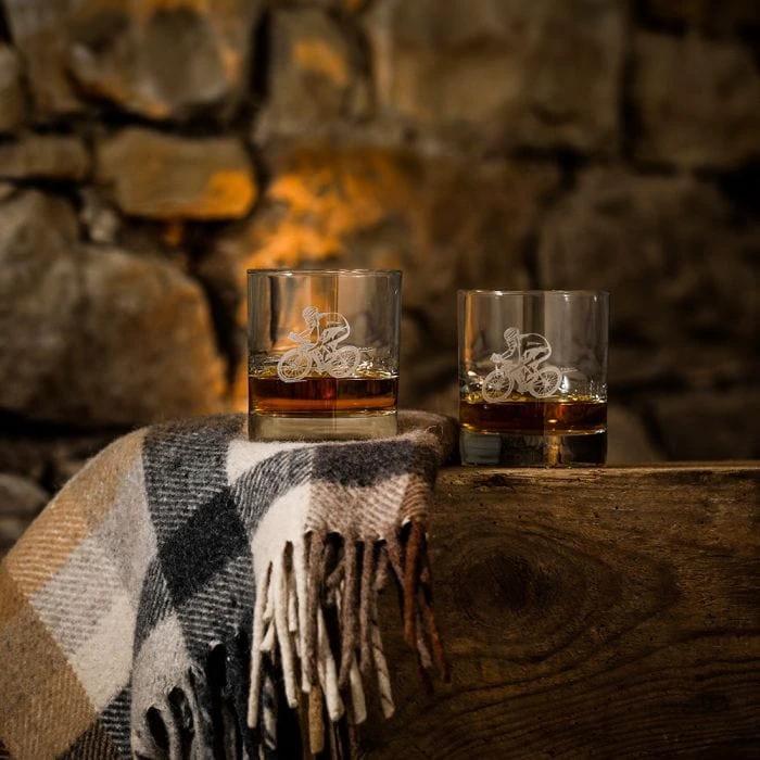 Whiskyglazen Gegraveerd Fietssport 2 stuks - Just Slate Company Scotland by MoodCompanyNL