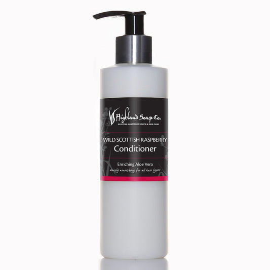 MoodCompanyNL - Wild Scottish Raspberry – Fruitig & Zoet - Voedende Conditioner 250ml - 5060614511021